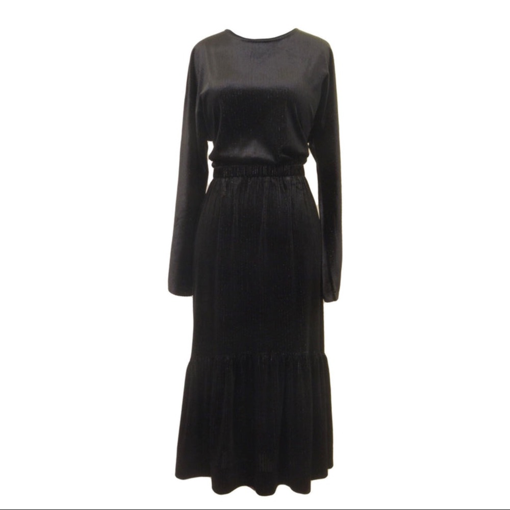 WEAR & FLAIR Black Ruffle Cinched Long-Sleeve A-line Modest Formal Dress Sz L